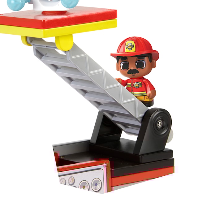 Tuotekuva 3 - Fire Truck Magnetic Play Tile Town