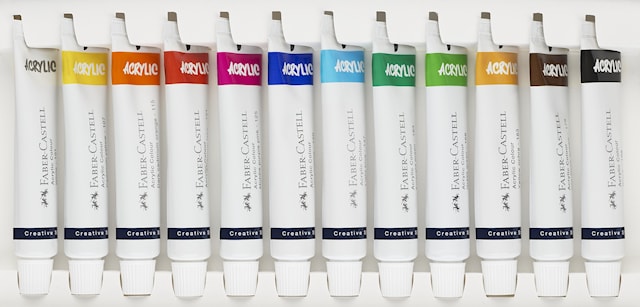 Tuotekuva 1 - Akryyliväri tuubissa 20 ml 12-pack Faber Castell