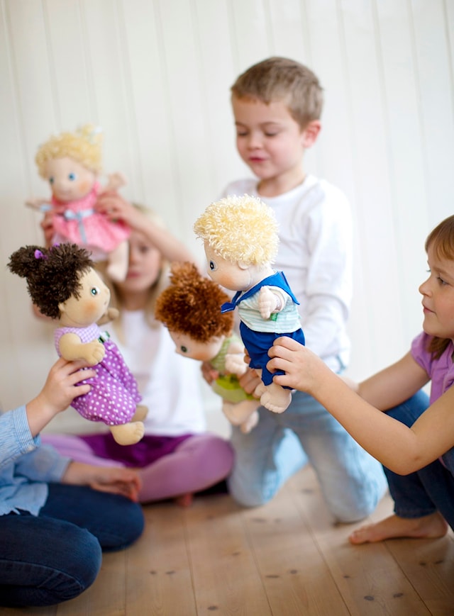 Tuotekuva 2 - Rubens Barn Cutie Hanna 32 cm