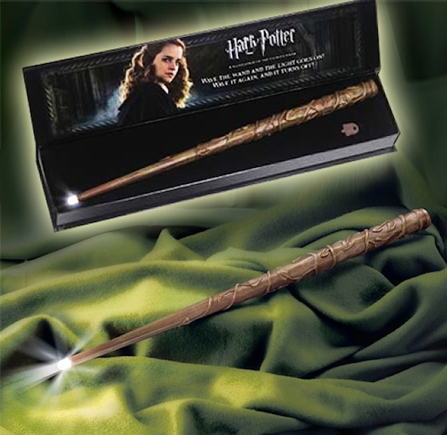 Hermione Taikasauva Loistavalla Kärjellä