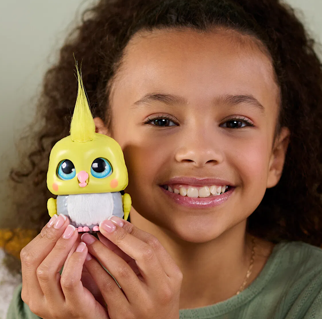 Produktbild 3 för Handfuls Cockatoo Interaktiv Kakadua FurReal