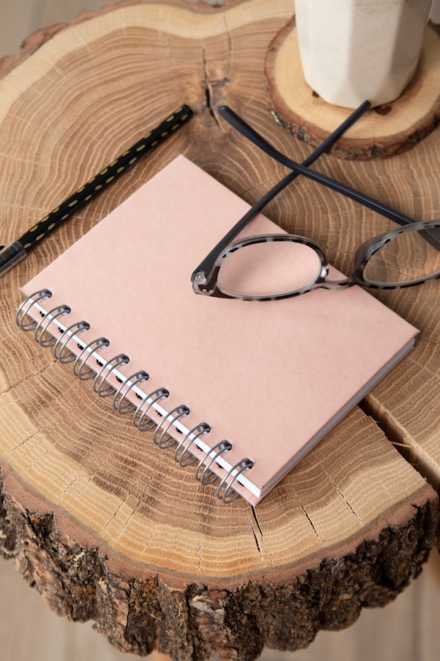 Tuotekuva 3 - Muistikirja A6 Viivattu Dusty Pink 90 Sivua Bigso Box of Sweden