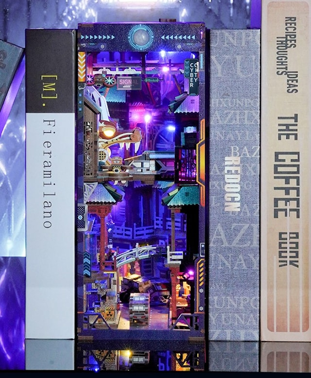 Produktbild 1 för Book Nook: Cyber City, Tonecheer