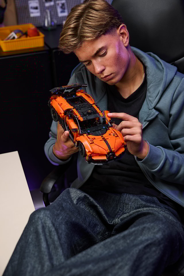 Tuotekuva 3 - Bugatti Chiron Pur Sport ‑hyperauto LEGO® Technic (42222)