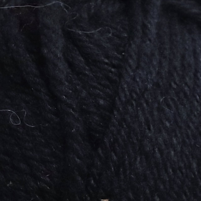 Produktbild 2 för Merino 50g Pitch Black (01) Svarta Fåret