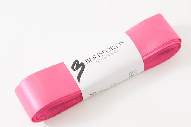 Cerise Satengbånd 25mm x 5 meter