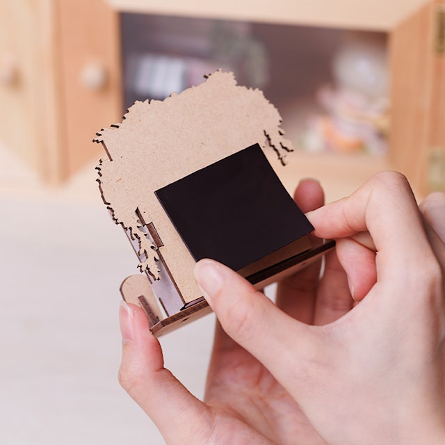 Produktbild 4 för Book Nook: DIY Magnetic Flower Shop-magnet, Caratem