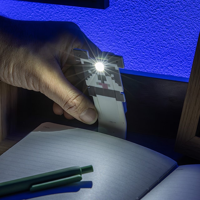 Tuotekuva 1 - Minecraft Panda Kirjavalaisin, Paladone