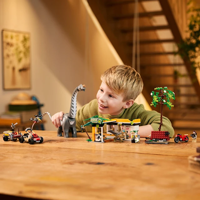 Produktbild 3 för Spårningsuppdrag med raptor och titanosaurus LEGO® Jurassic World (76973)