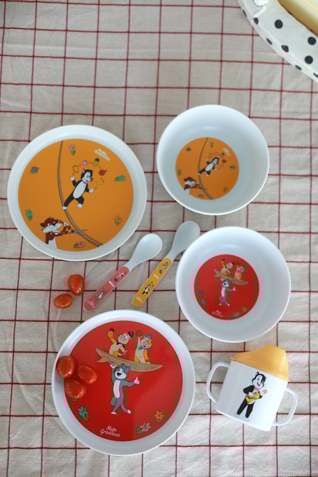 Produktbild 2 för Pelle Svanslös Flat tallrik men kant Korall Rätt Start