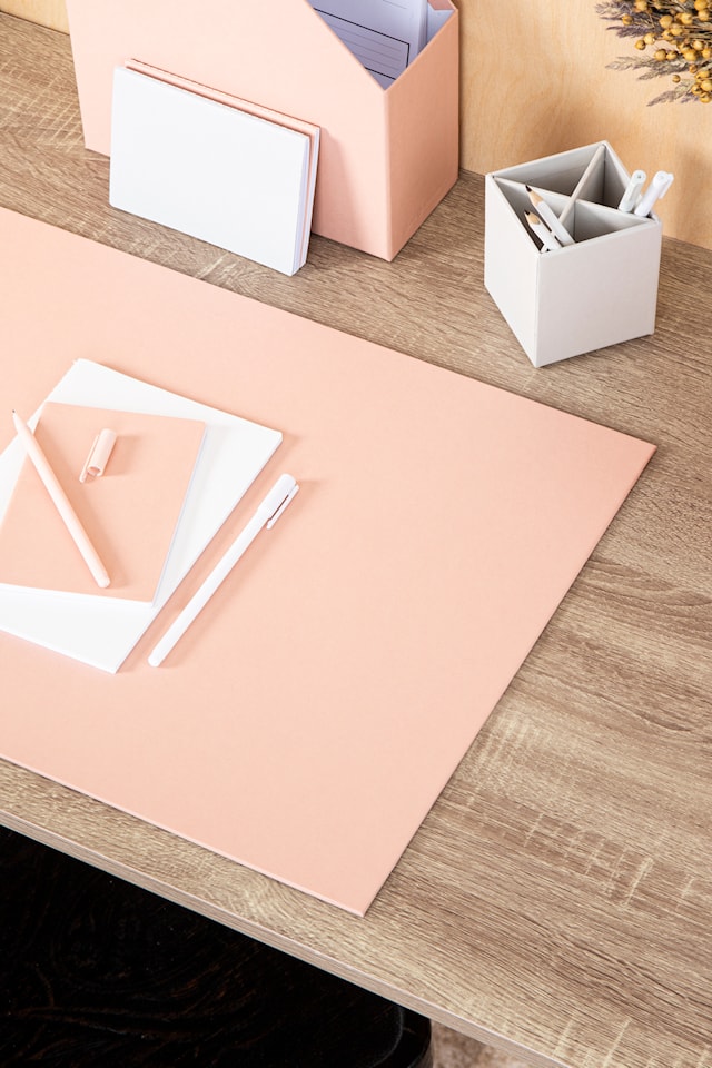 Produktbilde 6 for Skriveunderlag Annie 59x39 cm Dusty Pink Bigso Box of Sweden