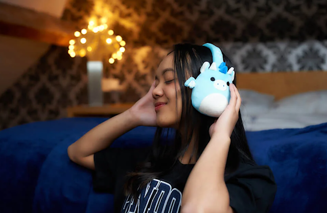 Produktbild 2 för Squishmallows Trådlösa Hörlurar med Mikrofon Bluetooth Tatiana