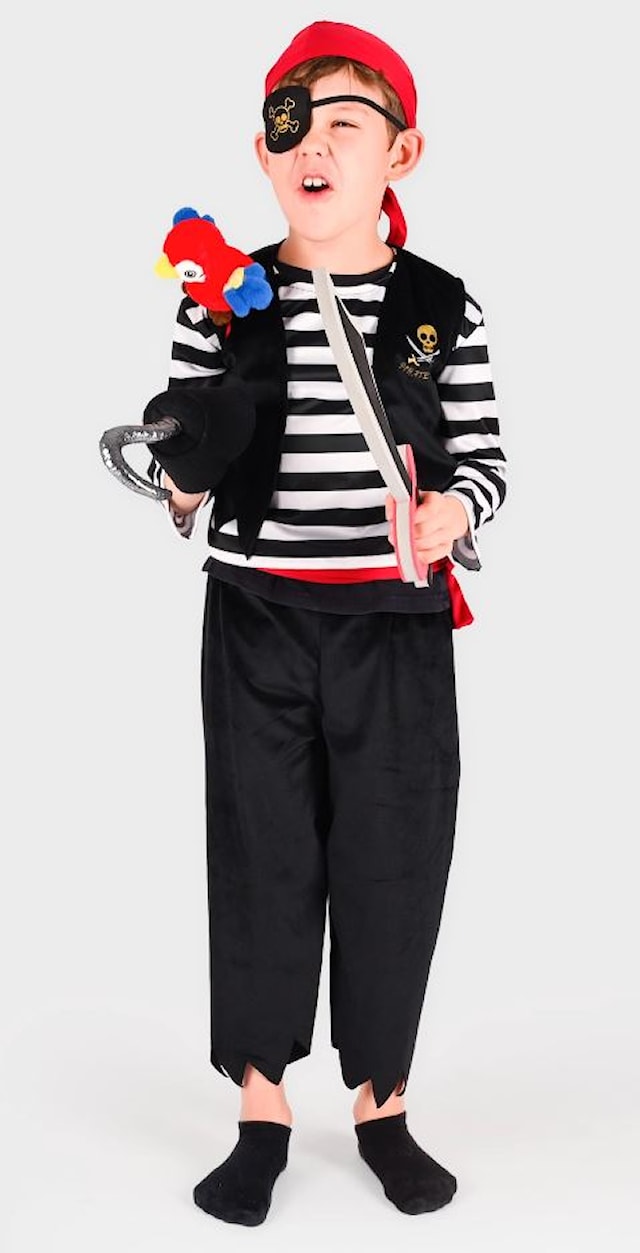 Pirat set 9 delar 110-116 cl Den goda fen