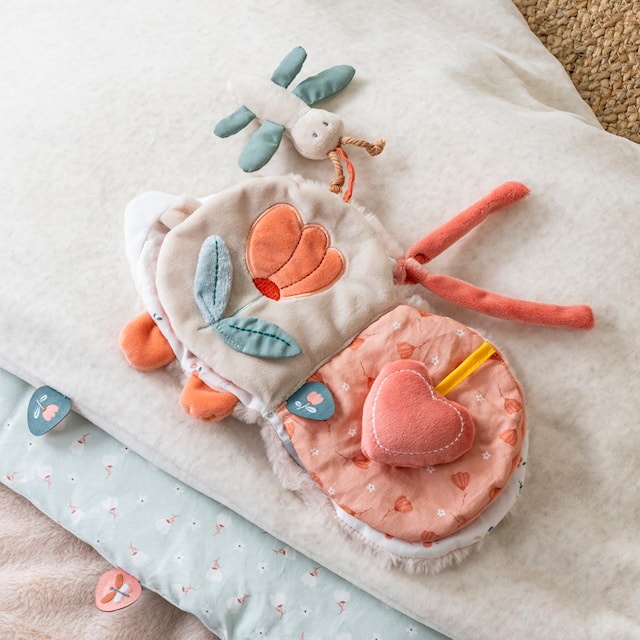 Produktbild 3 för Aktivitetsbok Igelkott Nattou