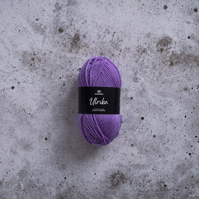 Ulrika Ullgarn 50 g Syrenlila Svarta Fåret