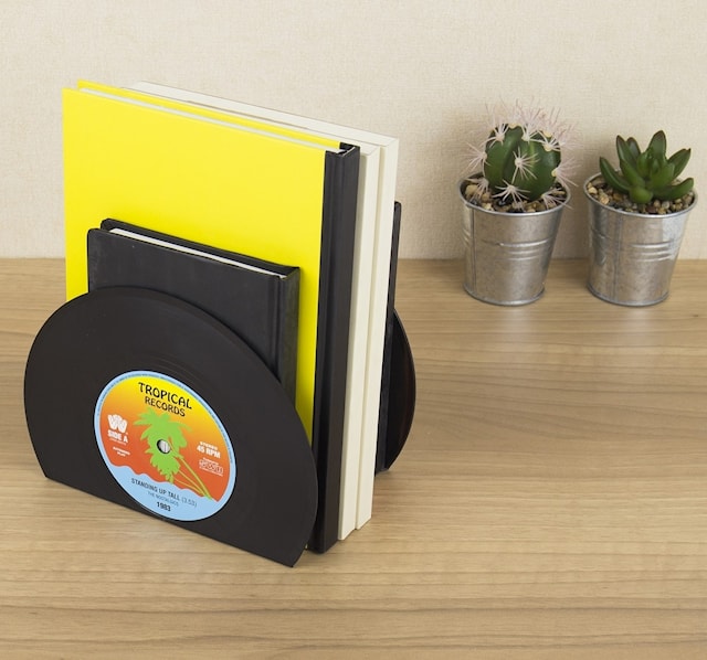 Produktbild 1 för Bokstöd Vinylskivor Gift Republic