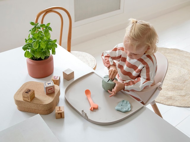 Tuotekuva 5 - Done by Deer High edge silicone placemat Elphee Sand