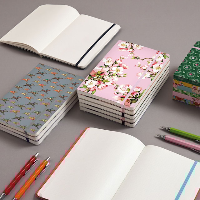 Produktbild 3 för Anteckningsbok A5 Körsbärsblom Linjerad 192 sidor Cedon