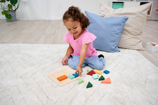 Produktbilde 3 for Eichhorn Montessori Puslespill i Ulike Former