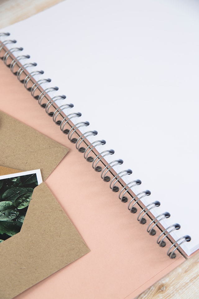 Tuotekuva 6 - Muistikirja A4 Viivoittamaton 90 sivua Roosa Bigso Box of Sweden