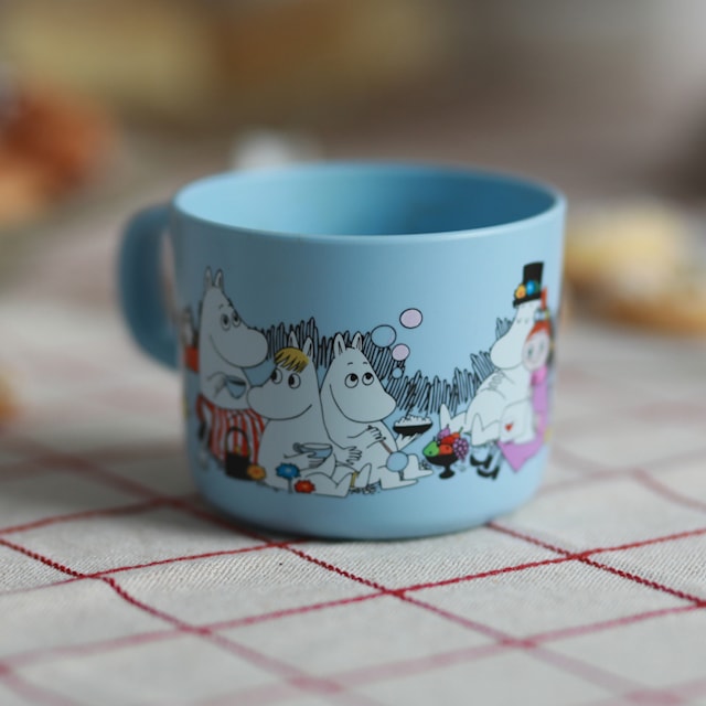 Produktbild 2 för Mumin Picknick Mugg med Handtag Ljusblå Rätt Start