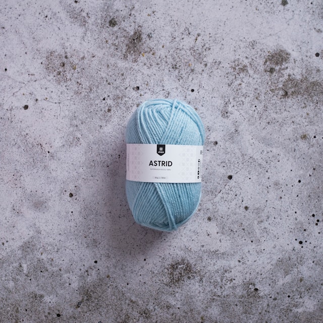 Astrid Ullgarn 50 g Watery blue Järbo