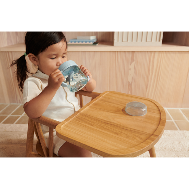 Tuotekuva 4 - Kylo Tritan Nokkamuki 280ml Merenelävät/Hiekka Liewood