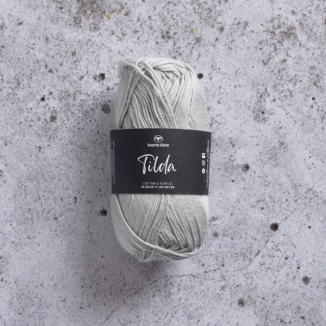 Tilda Lanka Puuvillasekoite 50 g ljusgrå 12 Svarta Fåret