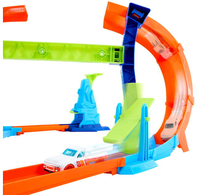 Tuotekuva 3 - Hot Wheels -temppuradat Korkkiruuvihyppymestari