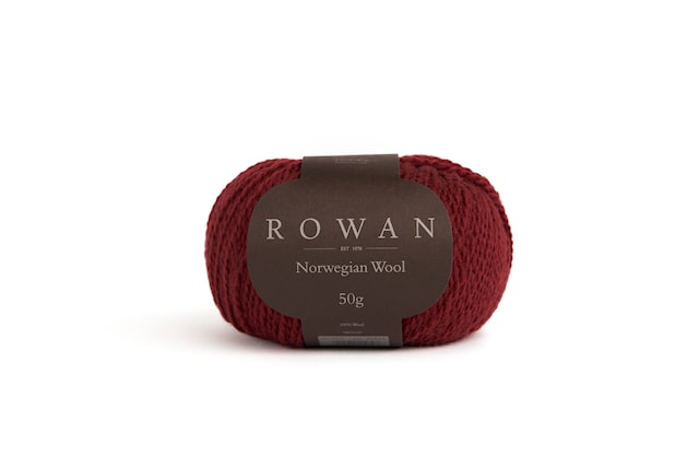 Norweigan Wool villalanka 50 gr Red Velvet 023 Rowan