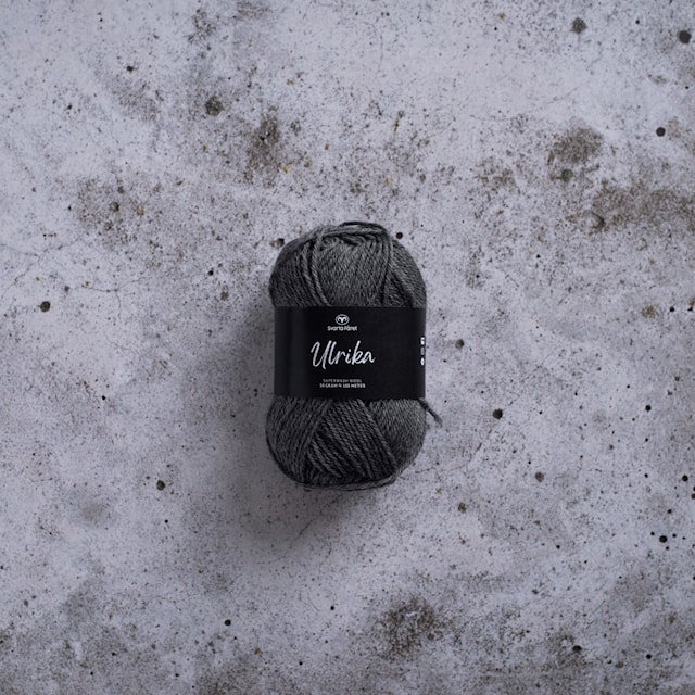 Ulrika Ullgarn 50 g Grå Svarta Fåret