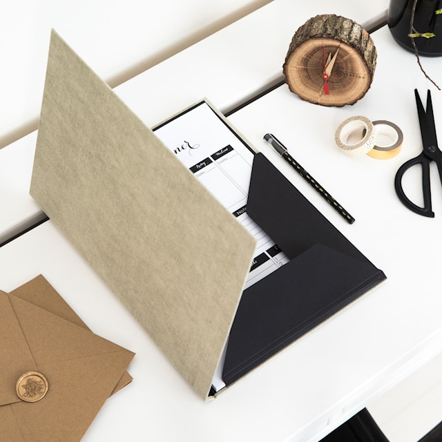 Tuotekuva 6 - Kansio Paulina Pellava Bigso Box of Sweden