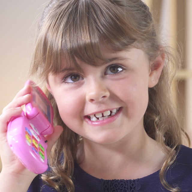 Tuotekuva 3 - Pipsa Possu Flip and Learn -aktiviteettipuhelin (SE/NO/FI/DK)