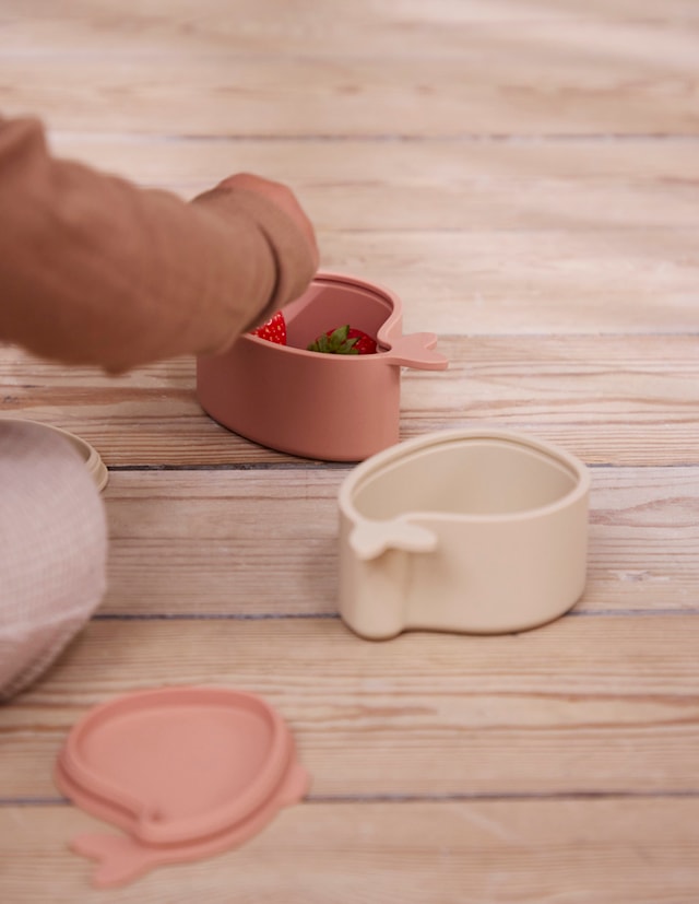 Produktbilde 4 for Sett med 2 små snackbokser - Christian the Whale - Blush Filibabba