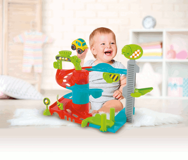 Tuotekuva 2 - Baby Clementoni Fun Garage (100% Recycled)